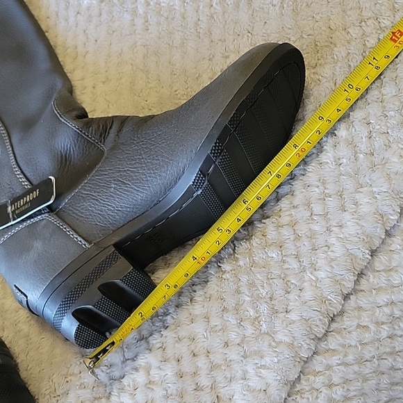 SOREL KNEEBOOTS - Picture 8 of 9